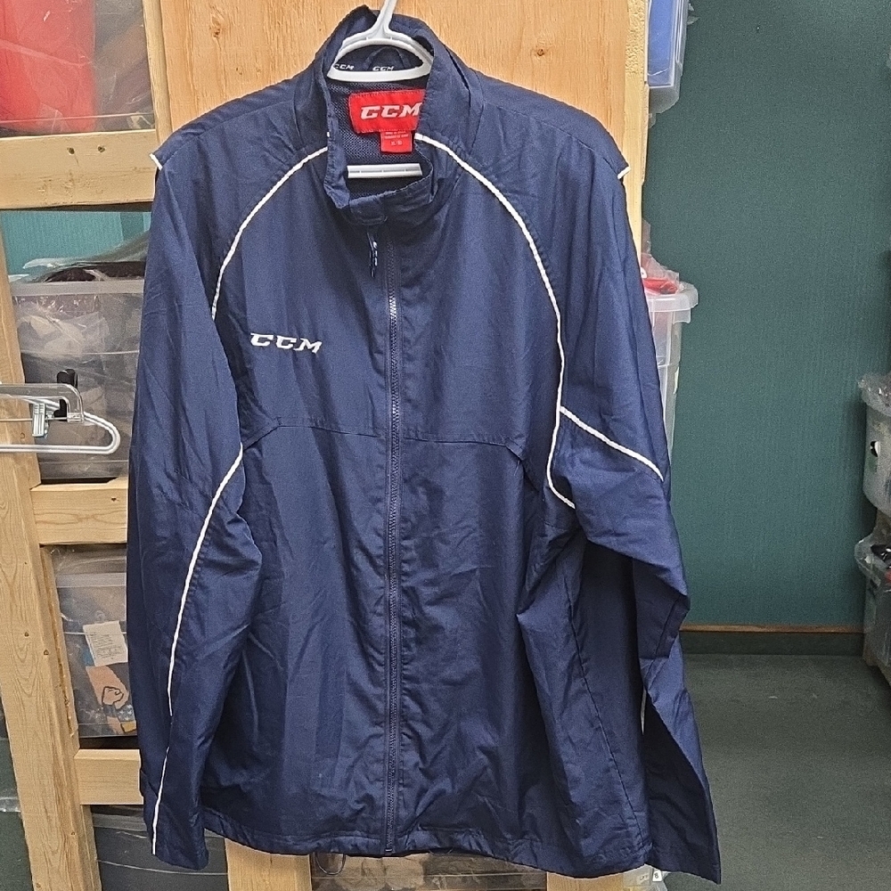 CCM Size XL Navy Blue Lightweight Windbreaker Style Jacket